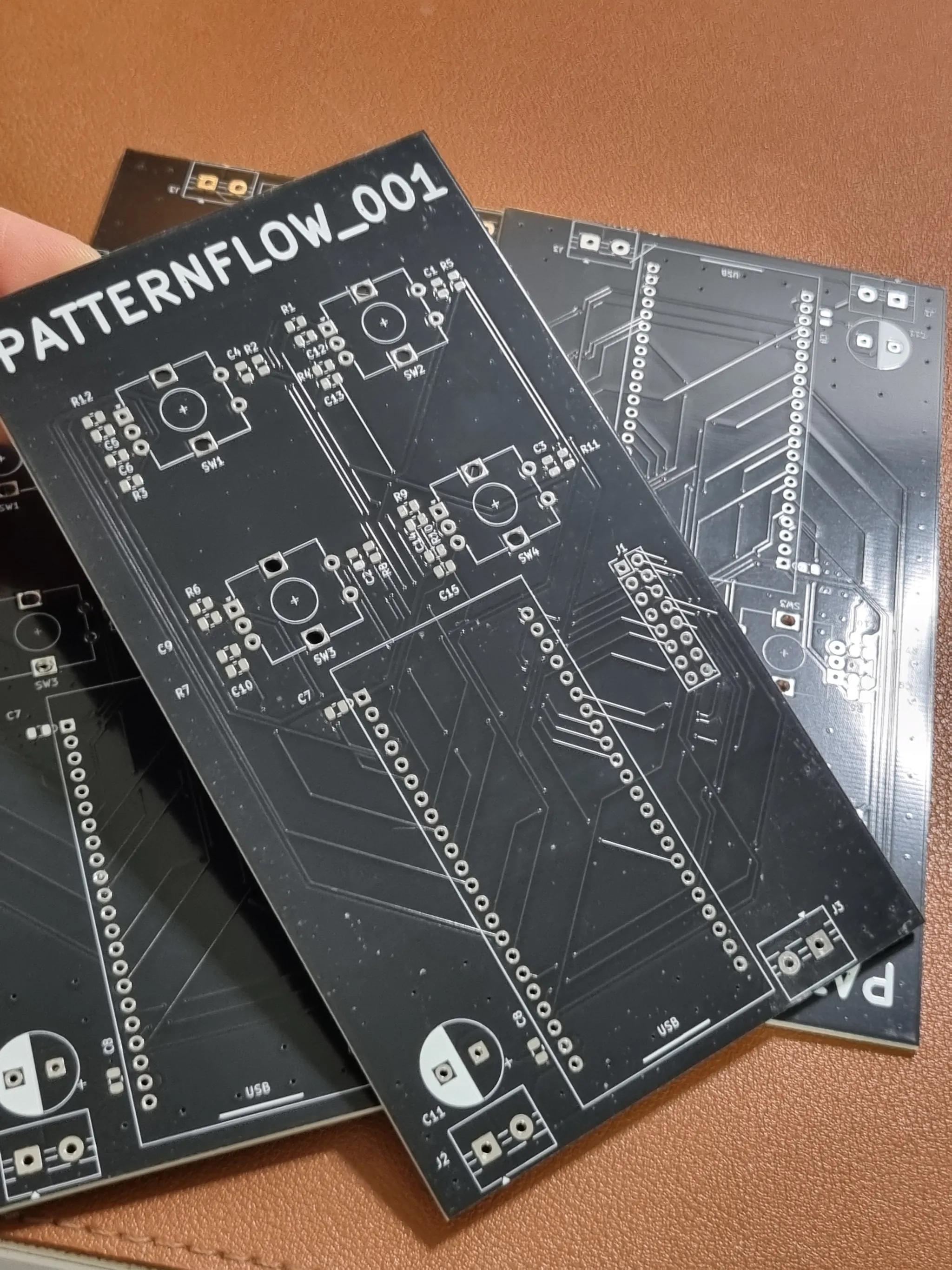 생애 첫 PCB